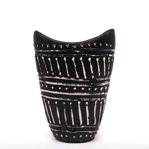 Swirls Shaped Dry FlowersVase - Chocolate